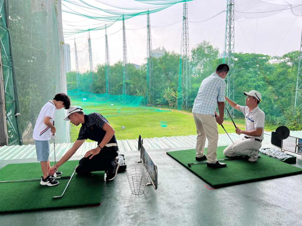 GolfKids Việt Nam dạy golf cho các bé